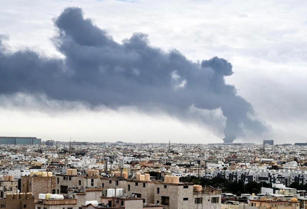 Kuwait informoacute dantildeos en sus puertos tras una serie de ataques con drones hostiles