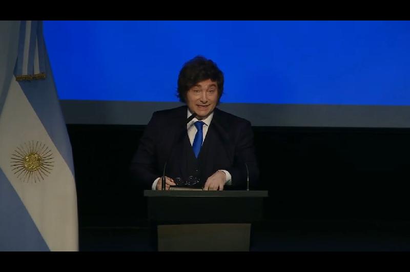 Milei realizaraacute una cadena nacional para hablar del tema YPF