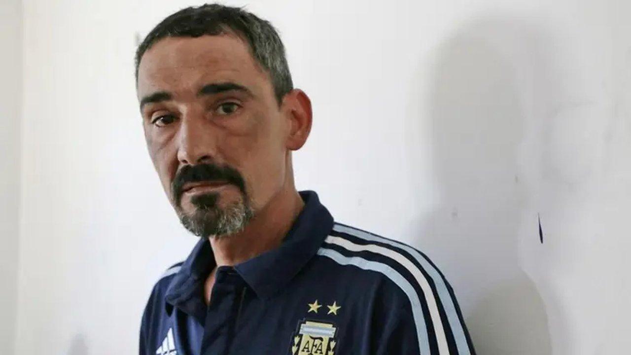 Bebote Aacutelvarez obtuvo la prisioacuten domiciliaria y dejoacute la caacutercel