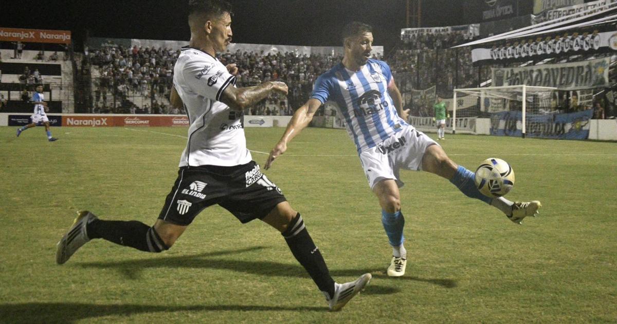 Gimnasia ganoacute un partidazo en Chaco por 2 a 1