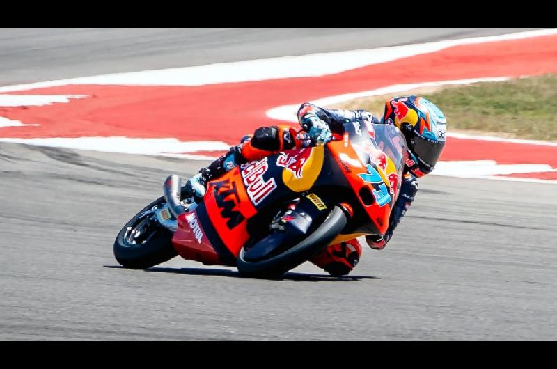 Moto3- Valentiacuten Perrone perdioacute la victoria en la uacuteltima vuelta y terminoacute cuarto en Austin