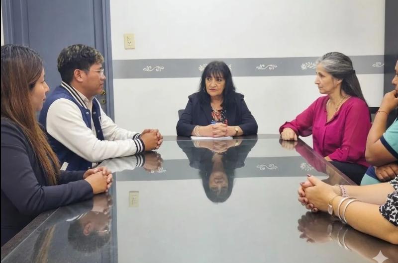 Trabajo conjunto para garantizar derechos de nintildeos y adolescentes