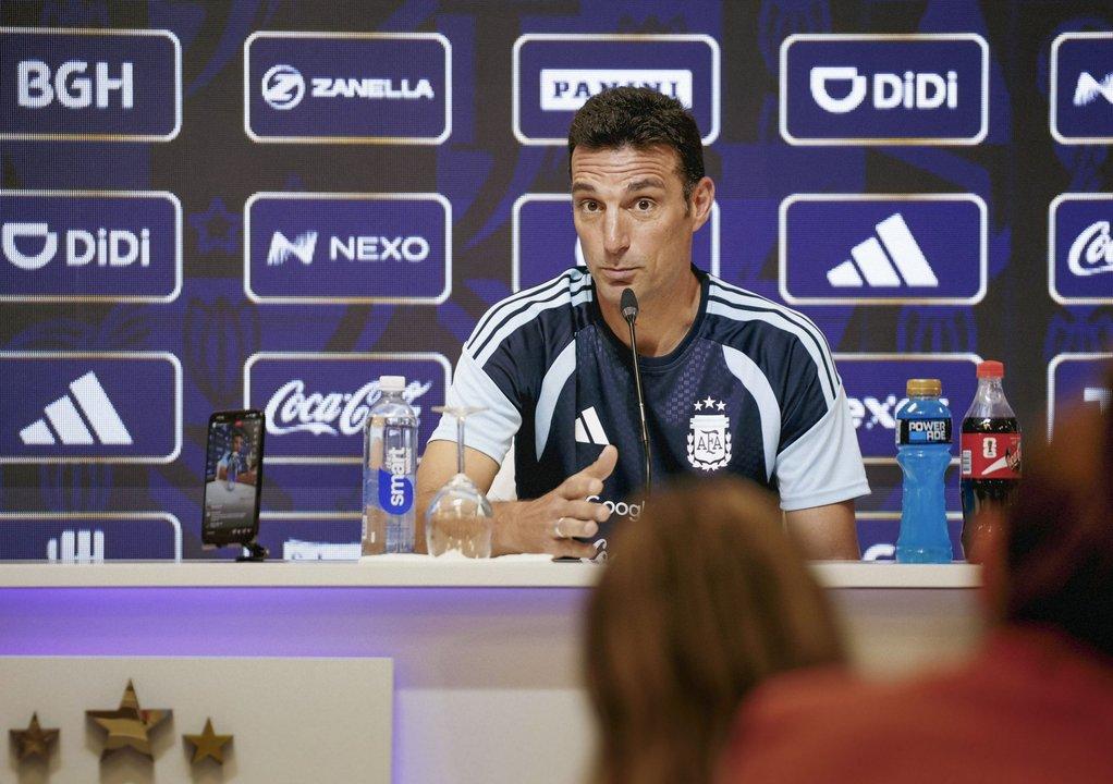Scaloni no se guarda nada- la posible formacioacuten de la Seleccioacuten argentina para el amistoso ante Zambia