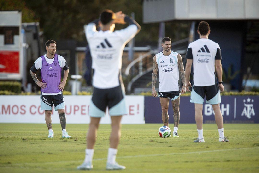 Explosivas declaraciones de De Paul en medio del escaacutendalo en AFA- ldquoNo hacemos poliacuteticardquo