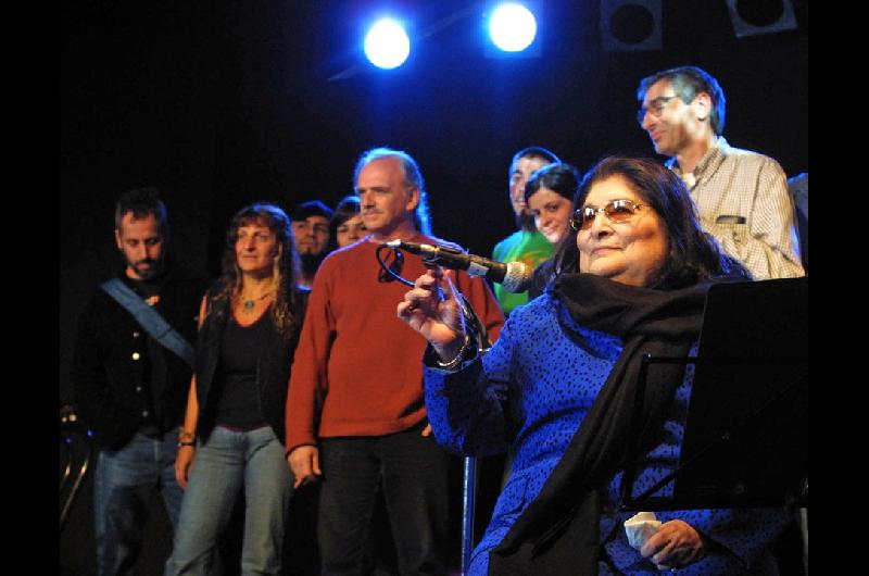 La familia de Mercedes Sosa insiste en la renuncia del director de Radio Nacional Tucumaacuten
