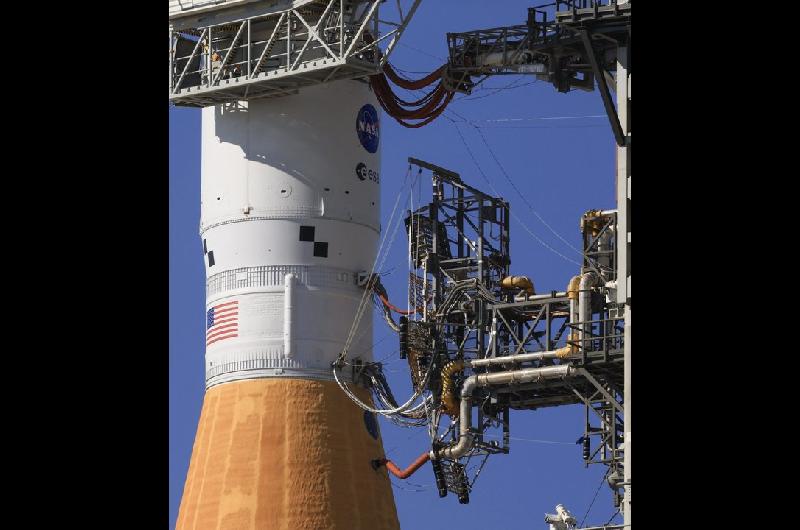 Histoacuterico- despegoacute Artemis II la primera misioacuten tripulada de la NASA que orbitaraacute la Luna luego de maacutes de 50 antildeos