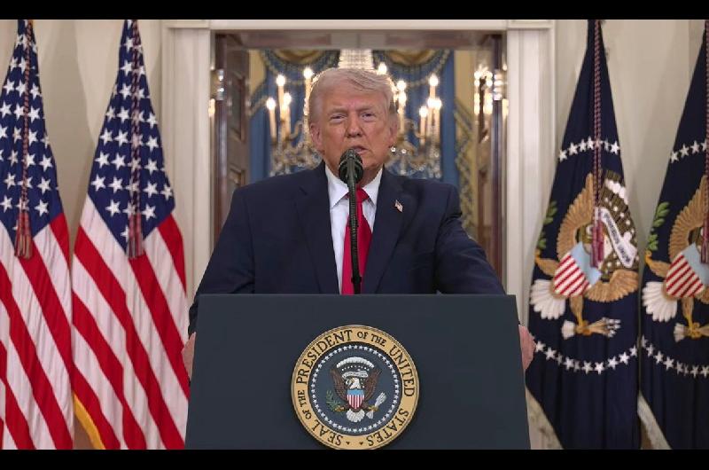 Trump publica video del derrumbe del puente maacutes grande de Iraacuten y pide un acuerdo antes de que sea demasiado tarde