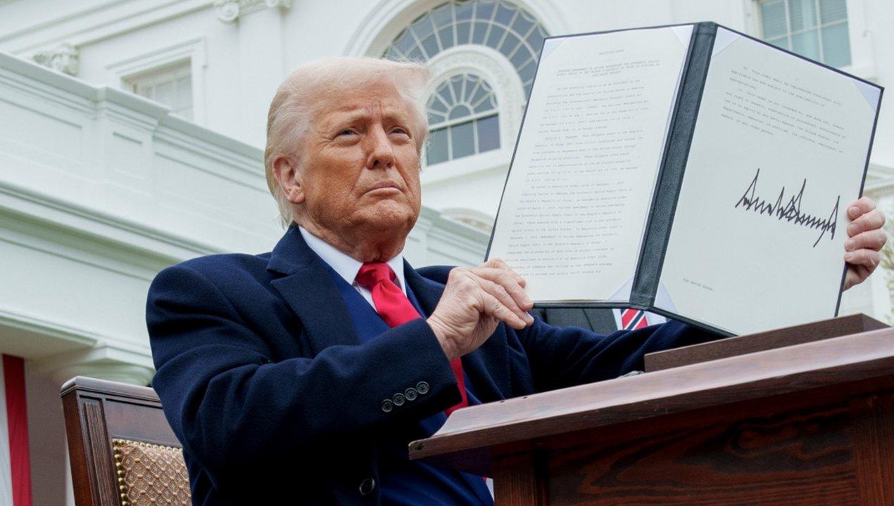 Trump impuso aranceles del 100 por ciento a productos farmaceacuteuticos