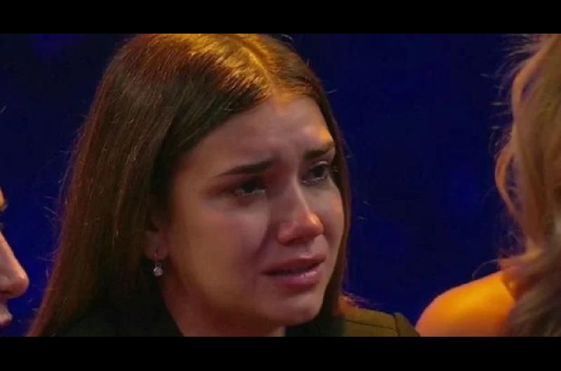 Gran Hermano- el llanto de Lola por no recibir un saludo de su novio