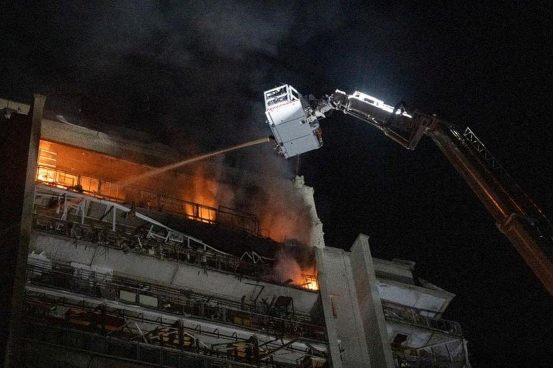 Ataques rusos diurnos dejan un saldo de 19 muertos y decenas de heridos en Ucrania