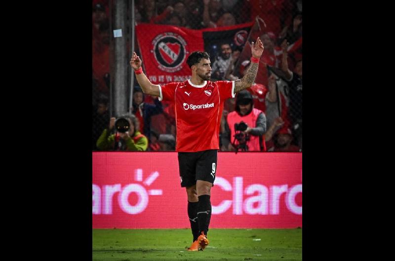 El gol de Aacutevalos para darle el triunfo a Independiente en el ldquoClaacutesico de Avellanedardquo