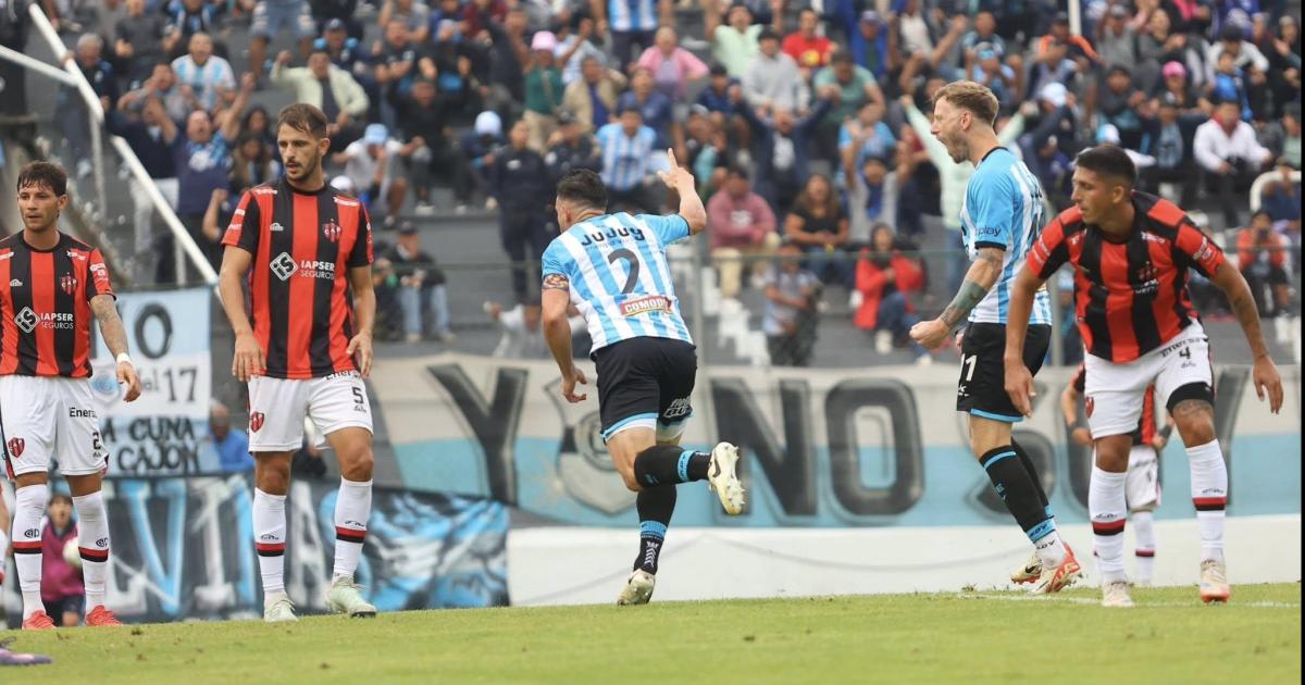 Gimnasia ganoacute un partidazo para seguir arriba en la Zona B