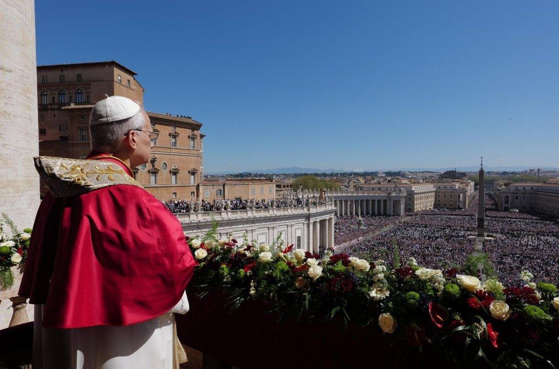 El papa Leoacuten XIV exigioacute el fin de la guerra y la indiferencia en su mensaje de Pascua
