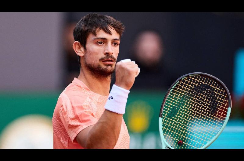 Mariano Navone ganoacute su primer tiacutetulo ATP- se consagroacute en Bucarest tras vencer a Daniel Meacuterida