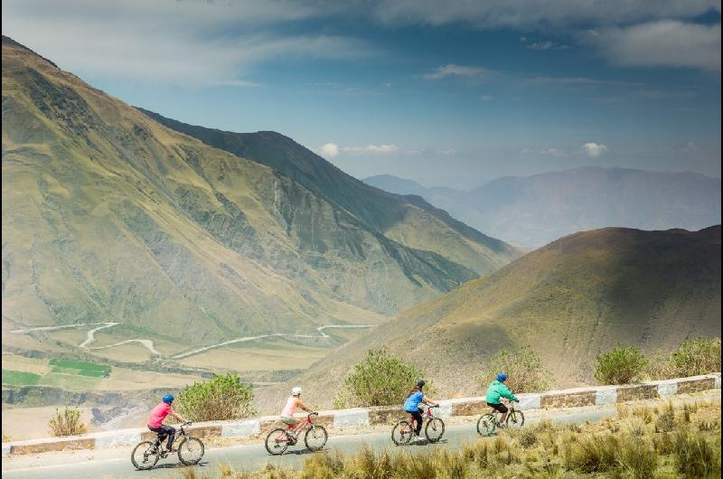 Turismo en Semana Santa- maacutes viajeros pero con el bolsillo ajustado