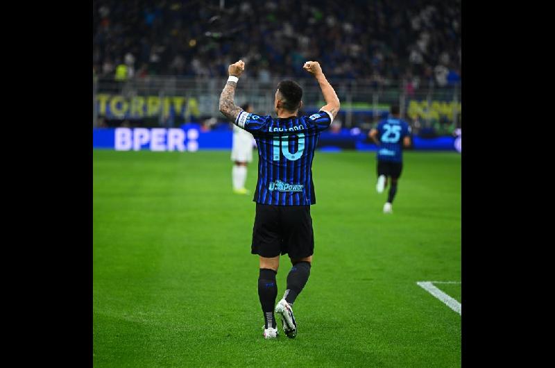 El Inter goleoacute a la Roma por 5-2 y se asienta en la punta de la Serie A