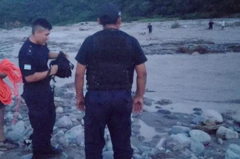 Tras intensa buacutesqueda hallaron sin vida a un hombre de 60 antildeos en el Riacuteo Perico