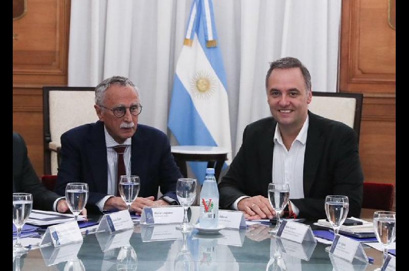 Adorni y una nueva reunioacuten para mostrar gestioacuten en medio del escaacutendalo