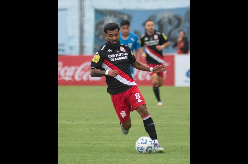 San Martiacuten de Tucumaacuten se impuso a Estudiantes de Riacuteo Cuarto en la Copa Argentina