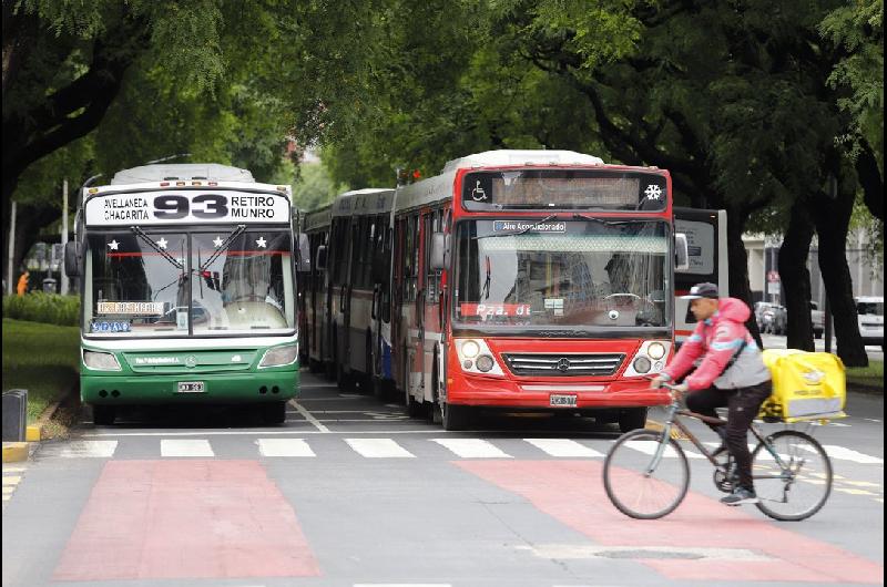 Reunioacuten clave este jueves con las empresas de colectivos para evitar futuros paros