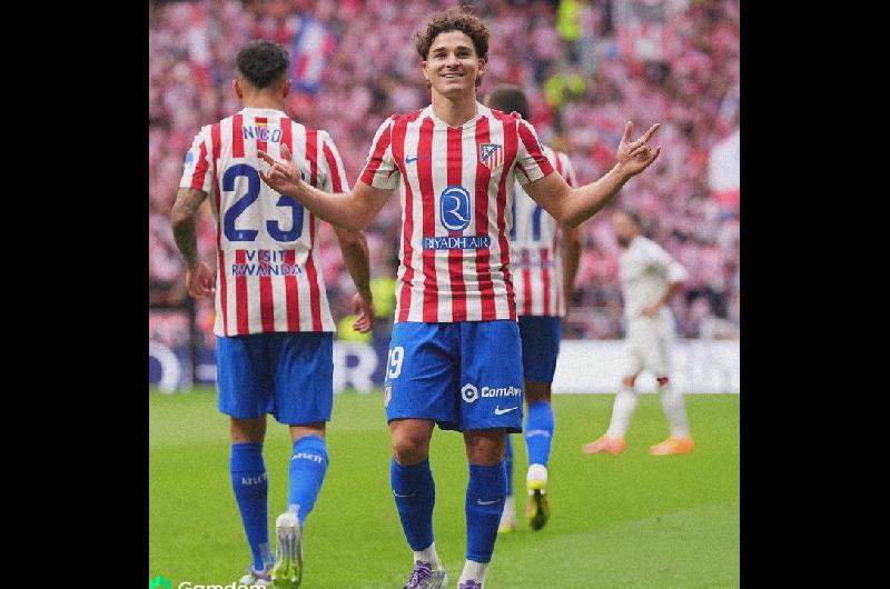 VIDEO- asiacute fue el golazo de Juliaacuten Aacutelvarez ante Barcelona