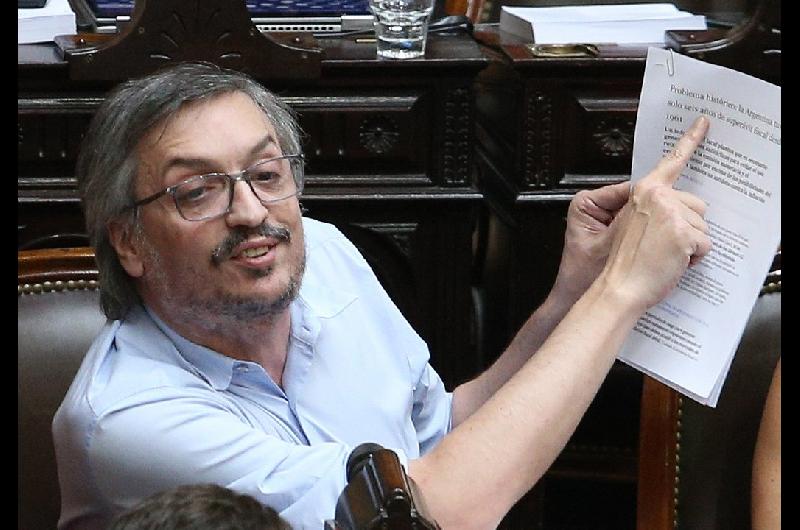 Maacuteximo Kirchner sobre la reforma a la ley de Glaciares- ldquoSe estaacute regalando el paiacutes