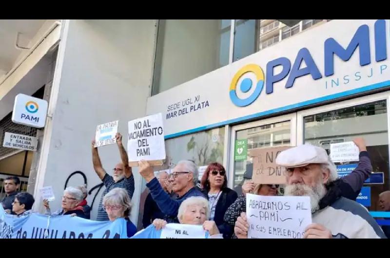 Estalla PAMI y afecta a cada vez maacutes afiliados