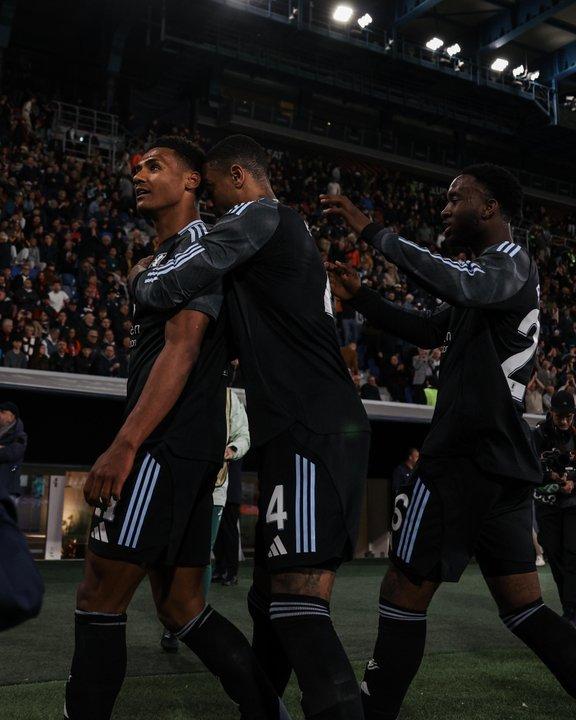 Europa League- Aston Villa vencioacute al Bologna y quedoacute al borde de la clasificacioacuten a semifinales