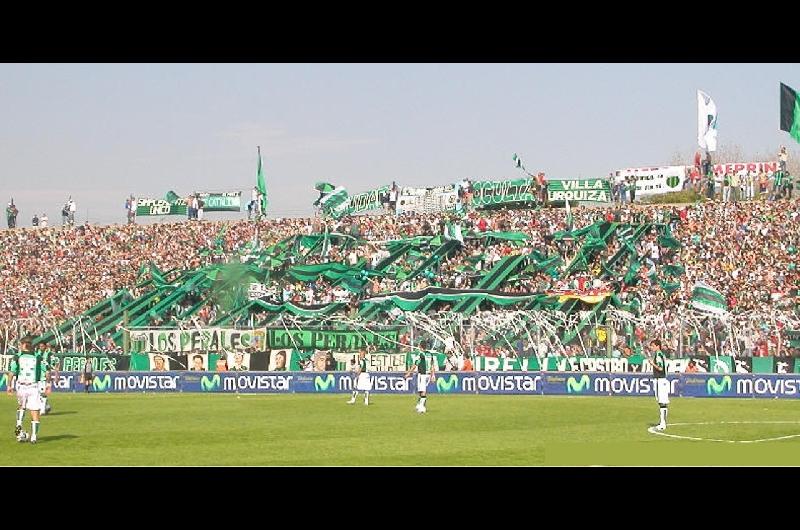 Primera Nacional- Nueva Chicago confirmoacute que podraacute llevar 5 mil hinchas ante Quilmes