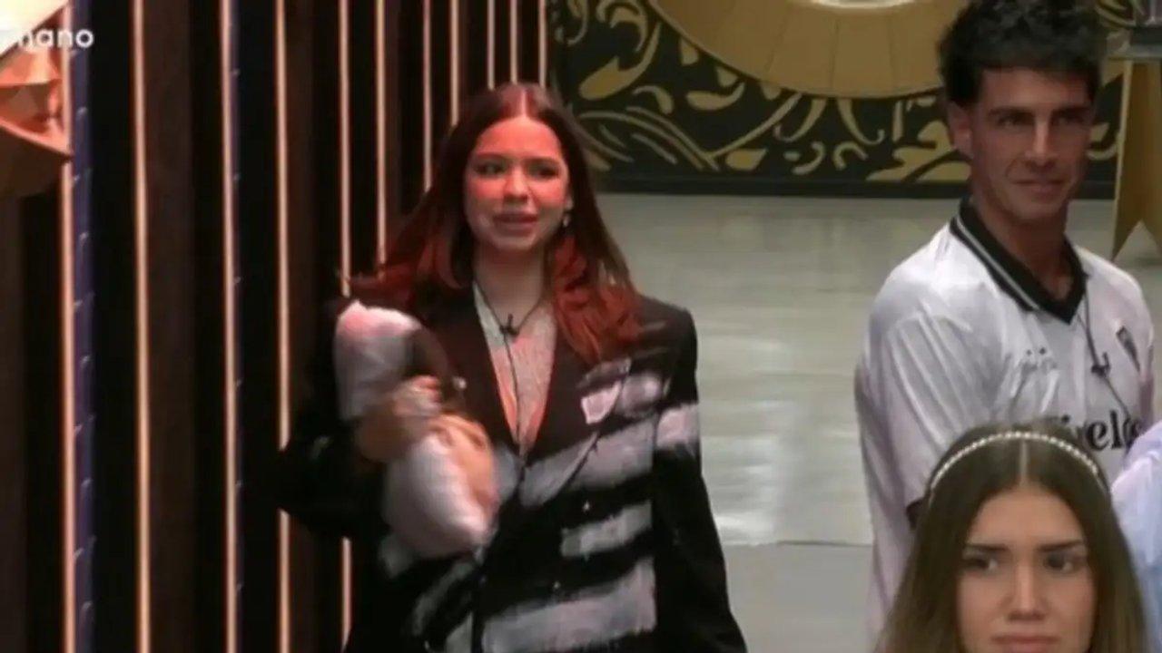 Poleacutemica en Gran Hermano- Anna Chiara visitoacute la casa entre rumores de reemplazar a su madre