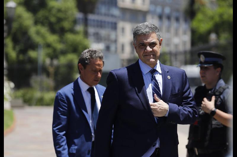 Los portentildeos tendraacuten prioridad frente a los bonaerenses en los servicios que da la Ciudad