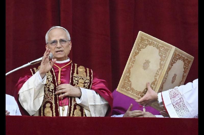 Papa Leoacuten XIV- ldquoDios no bendice ninguacuten conflictordquo