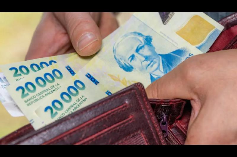 Creacutedito en pausa- advierten un freno en los preacutestamos en pesos al sector privado y un aumento de la mora