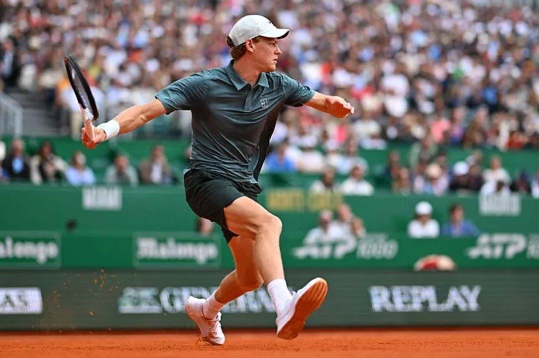 Sinner le ganoacute sin problemas a Zverev y se metioacute en la final del Masters de Montecarlo