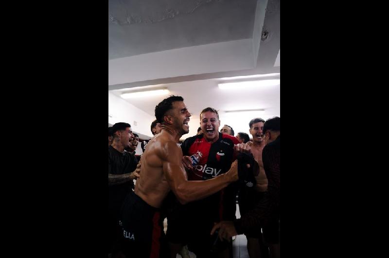 Coloacuten volvioacute a ganar y es el uacutenico liacuteder de la zona A de la Primera Nacional 2026