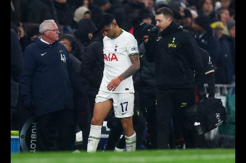 Alarma en la Seleccioacuten- la lesioacuten que podriacutea dejar al ldquoCutirdquo Romero sin Mundial