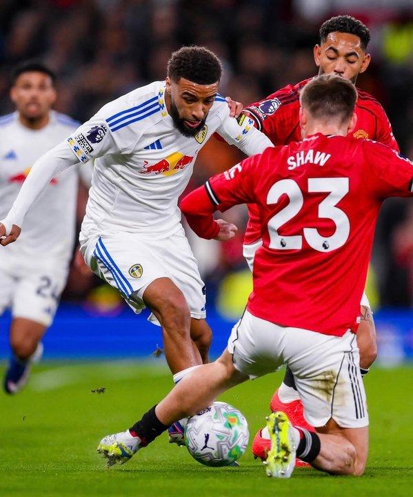 Manchester United cayoacute ante Leeds y cerroacute la fecha de la Premier League con un duro golpe en Old Trafford