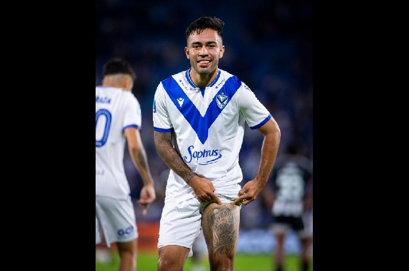 Veacutelez vencioacute a Central Coacuterdoba recuperoacute la cima y quedoacute primero en la Zona A