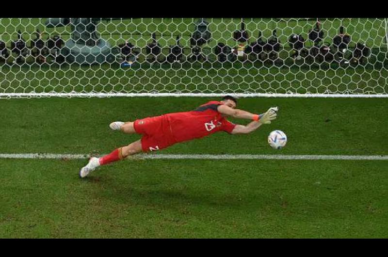 Diacutea del arquero- las cinco mejores atajadas de arqueros argentinos en la historia de los Mundiales