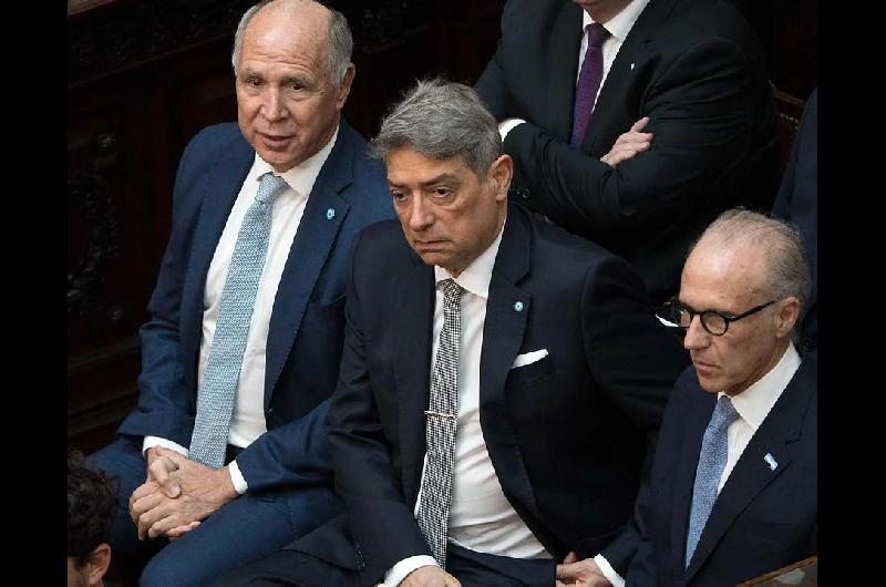 El Gobierno llevoacute a la Corte Suprema la reforma laboral con un ldquoper saltumrdquo para frenar su suspensioacuten