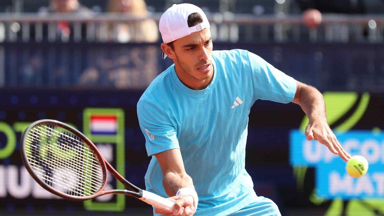 Ceruacutendolo perdioacute con Zverev y se despidioacute en los cuartos de final del ATP 500 de Muacutenich