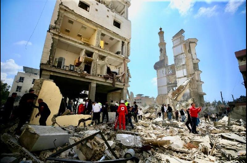 Israel levanta restricciones de tiempo de guerra tras alto al fuego en Liacutebano