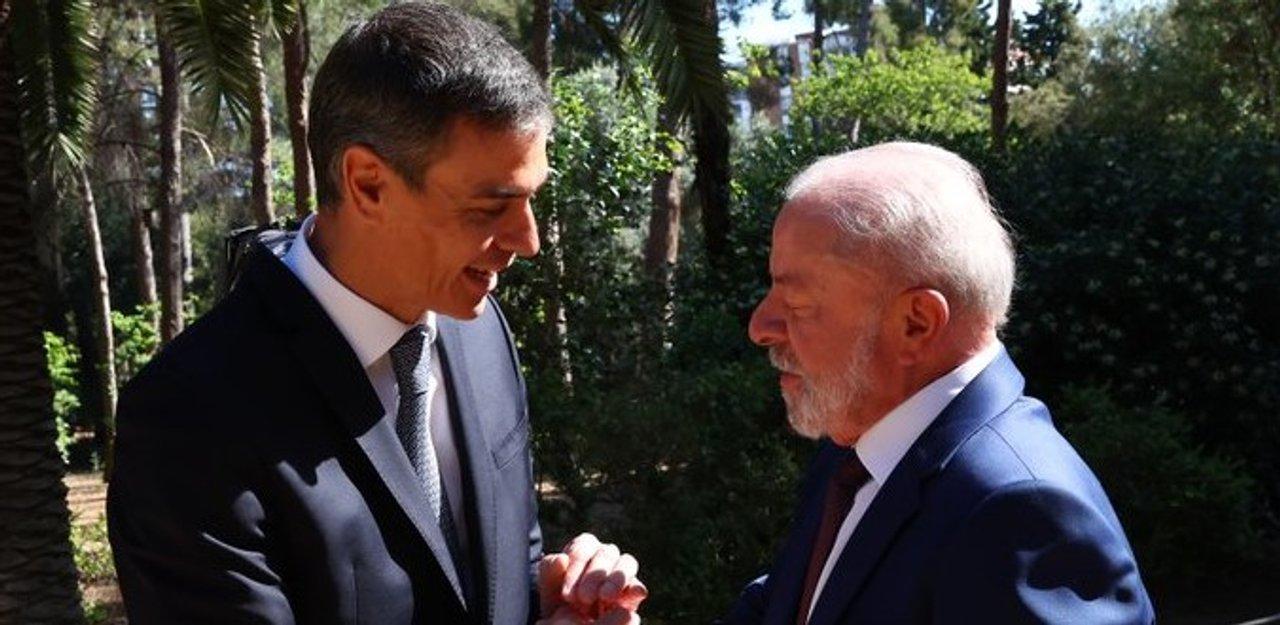 Lula y Pedro Saacutenchez coincidieron en impulsar el multilateralismo y la paz