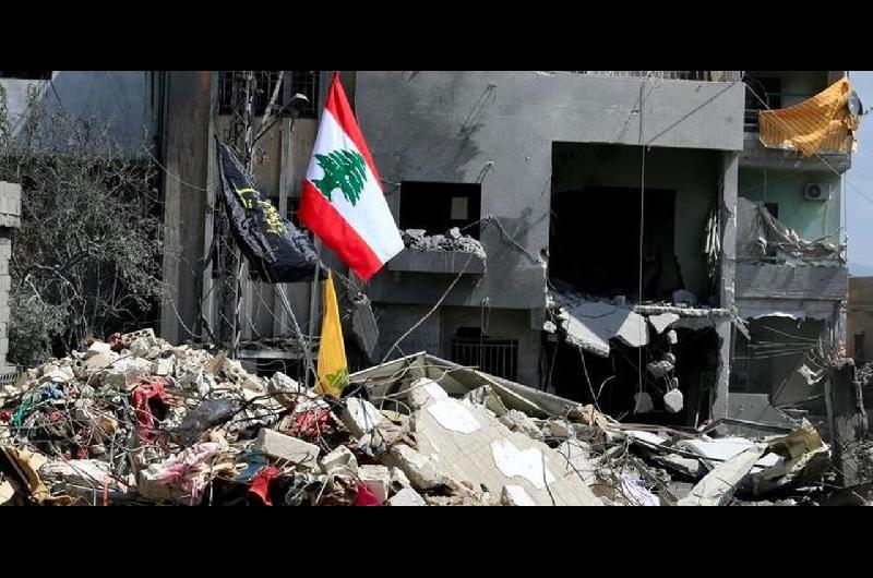 Israel sigue con ataques en el sur de Liacutebano pese al cese al fuego