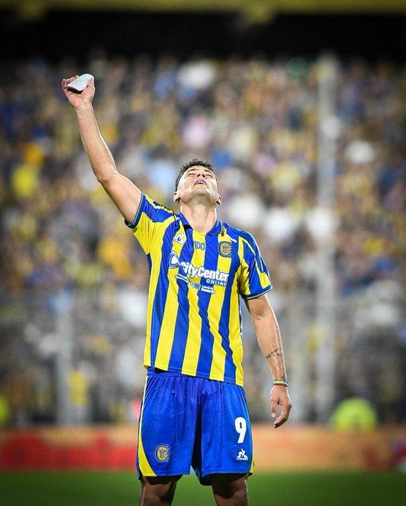 Rosario Central sumoacute un triunfazo sobre la hora ante Sarmiento por el Torneo Apertura 2026