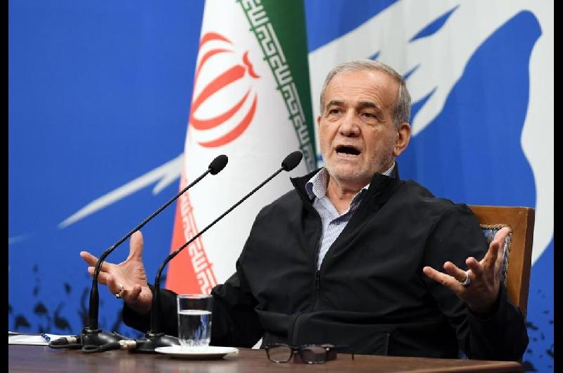 El presidente de Iraacuten dice que los iraniacutees no deben someterse a la fuerza