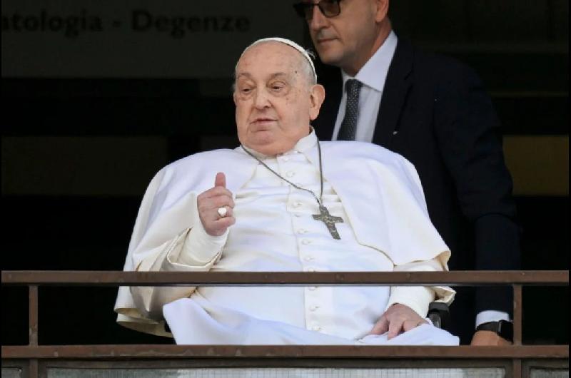 A un antildeo de la muerte del Papa Francisco el Gobierno se suma a la misa en Lujaacuten