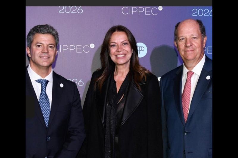 Funcionarios gobernadores legisladores y empresarios coincidieron en la cena anual del CIPPEC