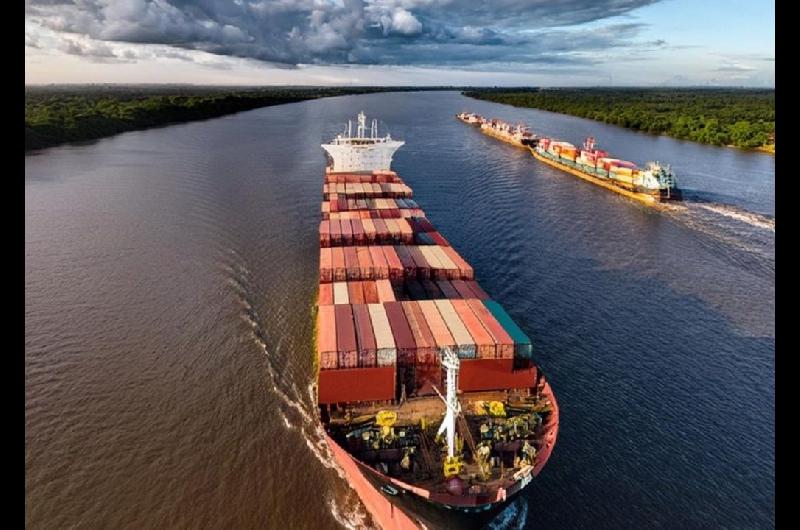 El Gobierno aproboacute la primera etapa de la licitacioacuten de la Hidroviacutea y dos empresas siguen en carrera