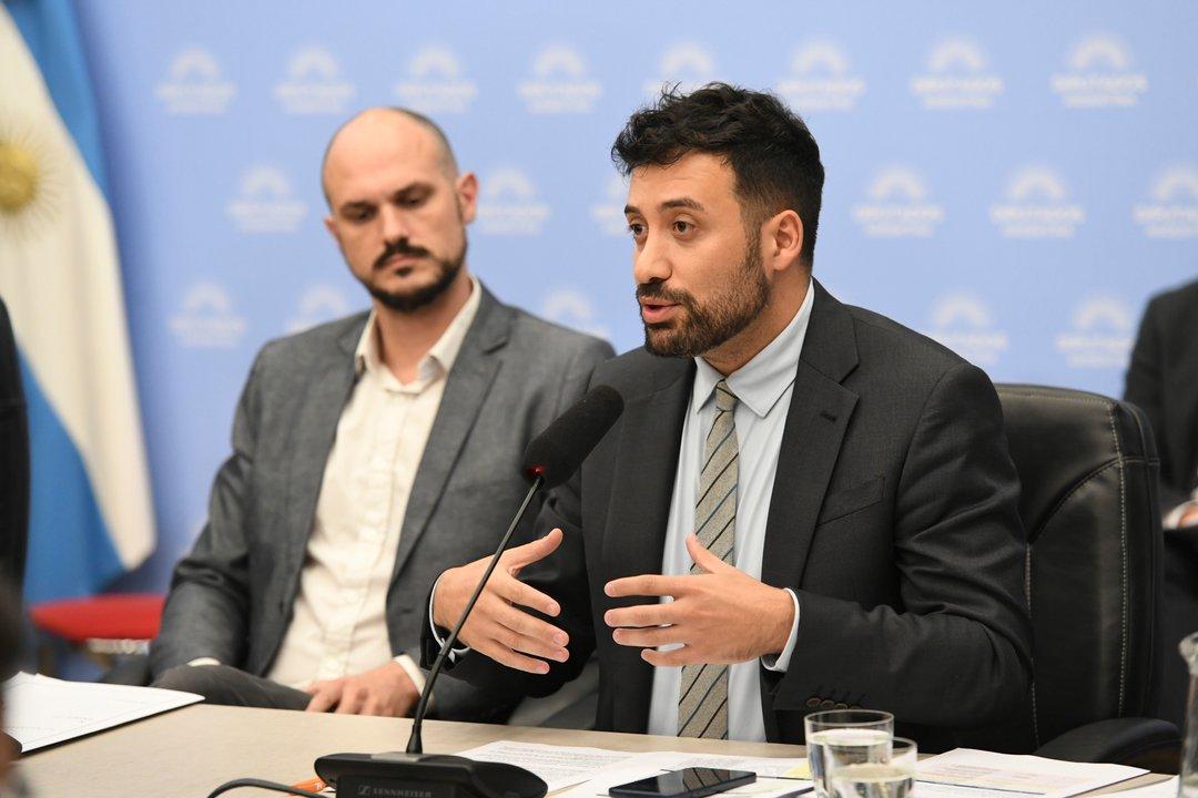 Casi sin debate el oficialismo avanzoacute con la firma del dictamen de la ley Hojarasca en Diputados